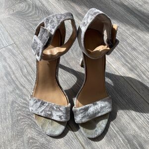 Express - Grey Velvet Ankle Strap Open Toe Heels - Size 7
